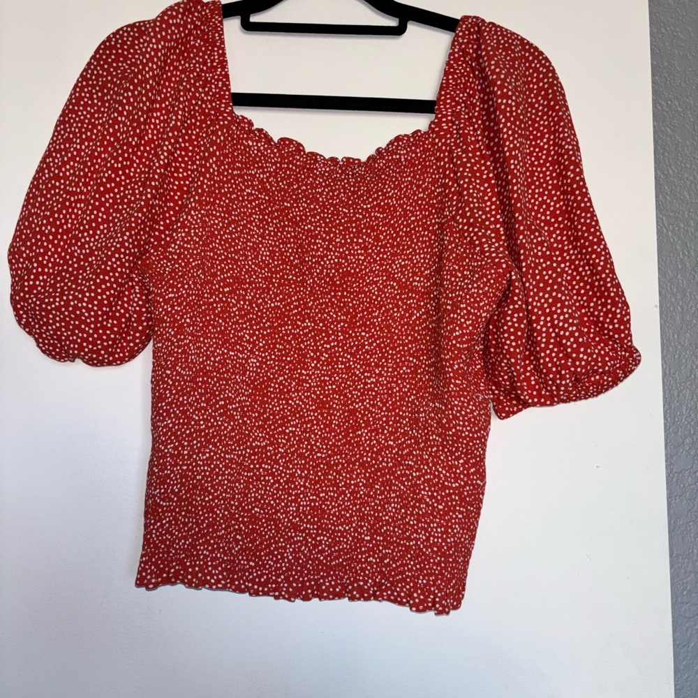 LOFT Red and White Women's Blouse - Picture 3 of 4